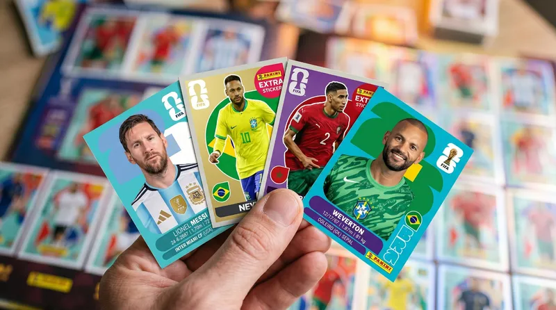 Figurinhas impressas em alta resolução, frente e verso